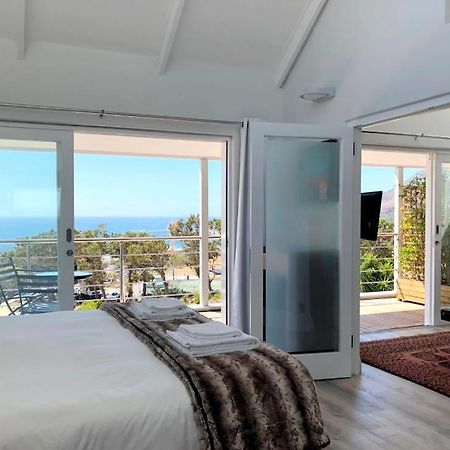 Apartamento Bright Camps Bay Loft With Stunning Views And Shared Pool Ciudad del Cabo Exterior foto
